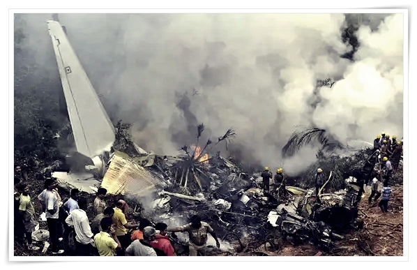 ৰাছিয়ান A N-24 বিমানখন দুৰ্ঘটনাত পতিত হোৱাত পাঁচটি শিশু আৰু ৬গৰাকী বিমানকর্মীসহ ৪৯ জন লোক নিহত