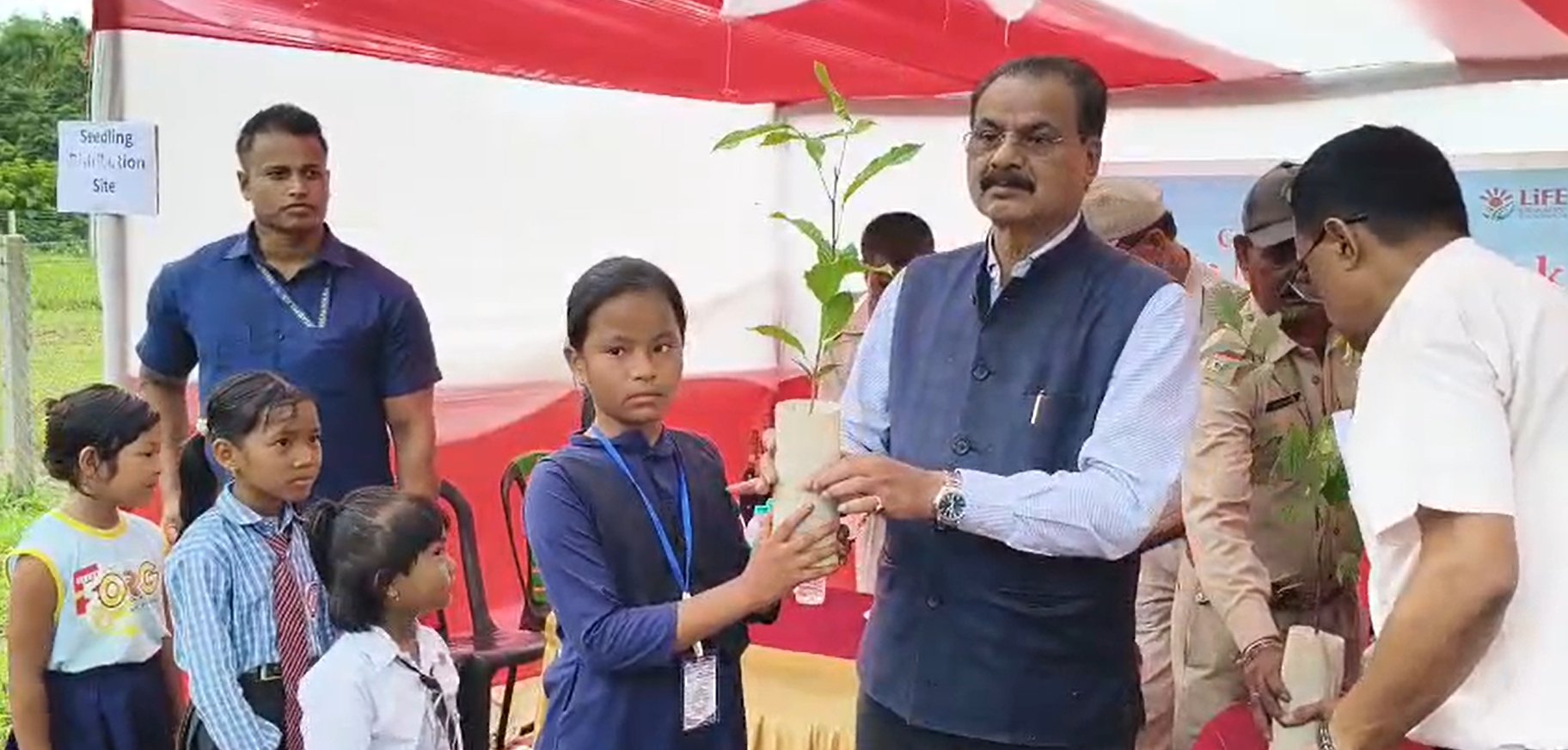 ৰাজ্য চৰকাৰৰ উদ্যোগত ৭৬ সংখ্যক বন মহোৎসৱৰ সামৰণি অনুষ্ঠান অনুষ্ঠিত