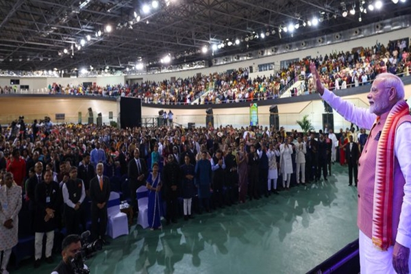 PM Modi announces OCI cards to sixth generation of Indian origin citizens in Trinidad & Tobago