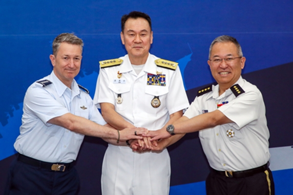 Top US military officer calls for trilateral cooperation amid military buildup by North Korea, China