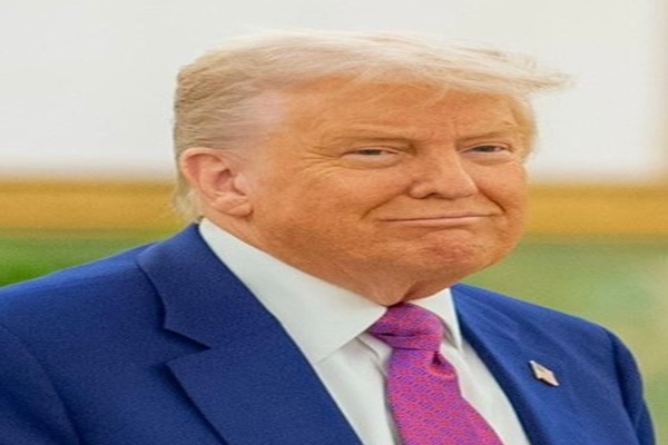 US President Trump threatens 100% secondary tariffs on countries buying Russian energy