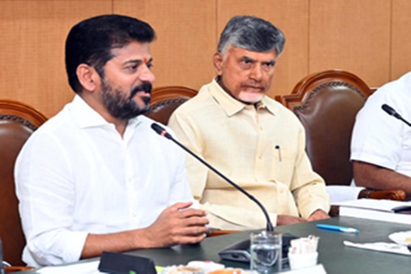 Centre calls meeting of Telangana, Andhra CMs on river water disputes