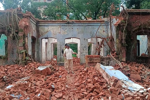 Bangladesh: Satyajit Ray’s ancestral home being demolished in Mymensingh