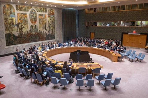 UN Security Council adopts resolution on peaceful settlement of disputes