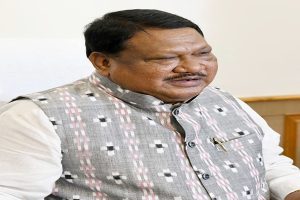 केंद्र ने पूरे देश के जनजातीय गांवों के विकास के लिए उनासी हजार करोड़ रुपये निर्धारित किए हैं- जनजातीय कार्य मंत्री जुएल ओरांव