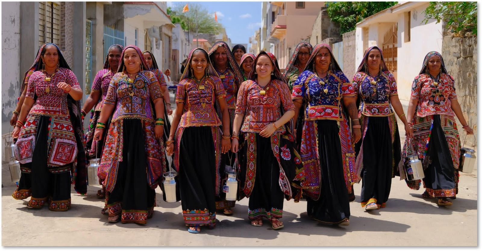 રાજ્યની મહિલા દૂધ મંડળીઓની સંખ્યામાં 21%નો વધારો, આવક નવ હજાર કરોડ રૂપિયાને પાર