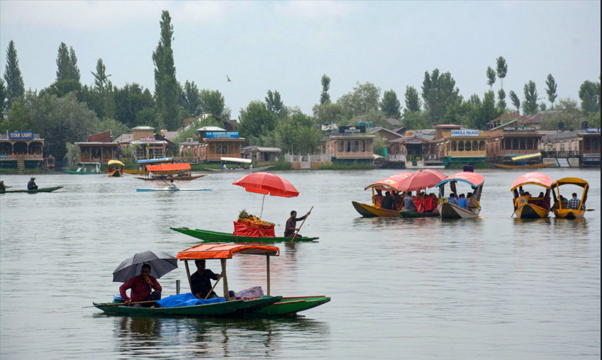 J&K to Witness Hot, Humid Weather with Rain Spells; Flash Flood Alert for Jammu Division