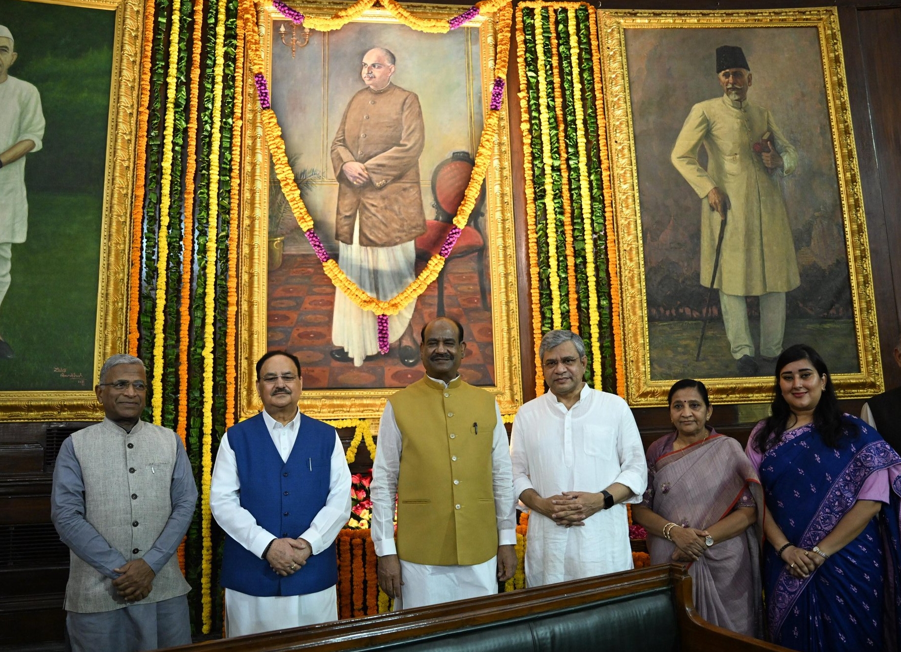 Leaders pay tributes to Dr. Syama Prasad Mookerjee on 125th Birth Anniversary