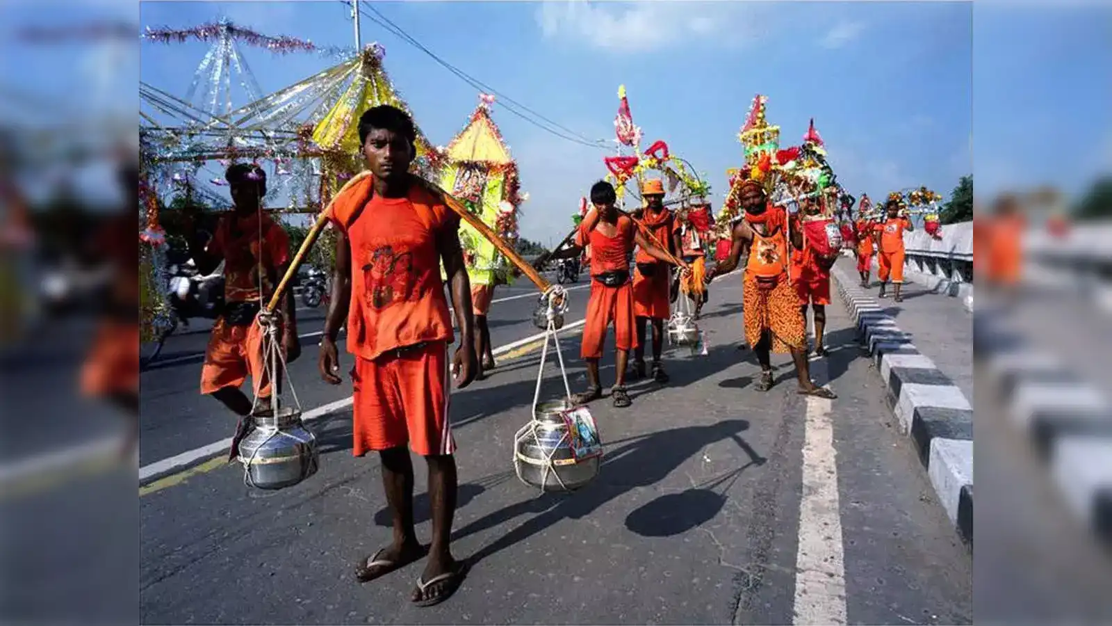 શ્રાવણ મહિનાની પવિત્ર કાવડ યાત્રાનો આજથી પ્રારંભ