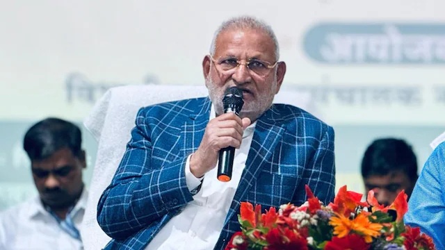 पीकविम्यासंदर्भात दोषी विमा कंपन्यांवर कठोर कारवाई केली जाईल – कृषीमंत्री माणिकराव कोकाटे यांची ग्वाही