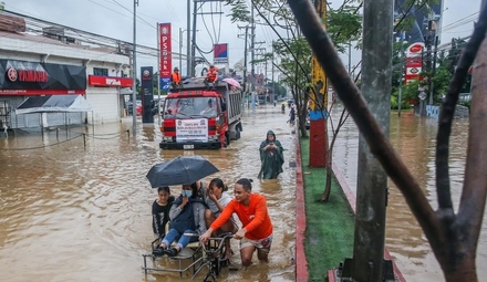 Philippines braces for more rains, severe flooding