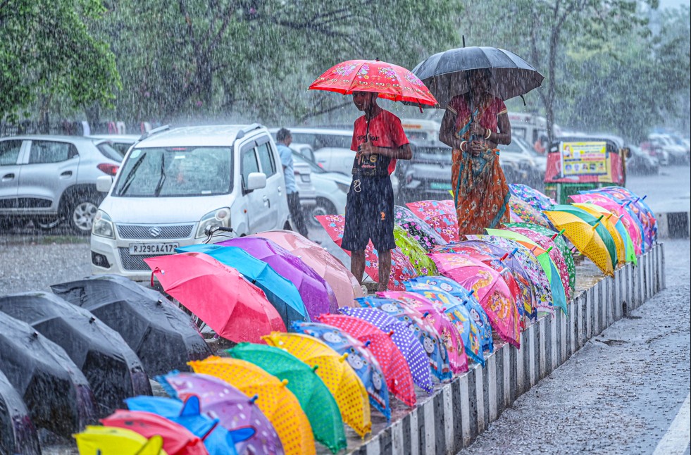 Monsoon Stays Active in Himachal; Heavy Rainfall Alert Issued Till July 20: IMD