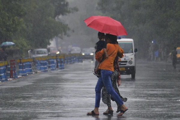 IMD issues alert of extremely heavy rainfall over Kerala