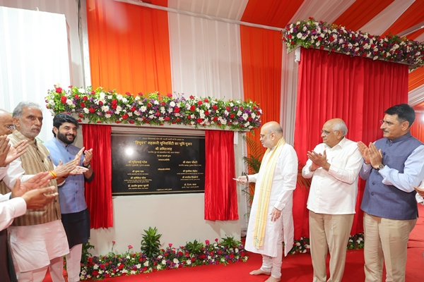 HM Amit Shah Highlights Cooperatives’ Role in Economy, Inaugurates Amul-NDDB Projects