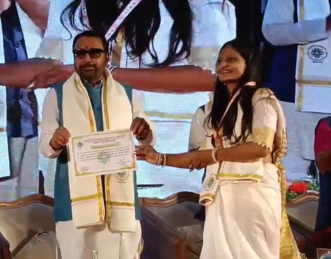 કેન્દ્રીય આયુષ મંત્રી પ્રતાપરાવ જાધવે કહ્યું- આયુર્વેદને આજે સમગ્ર વિશ્વ અપનાવી રહ્યું છે