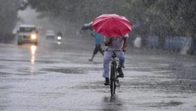 मौसम विभाग ने देश के पश्चिमोत्‍तर, पूर्वी और मध्य भागों में कल बहुत तेज बारिश की अशंका व्‍यक्‍त की है