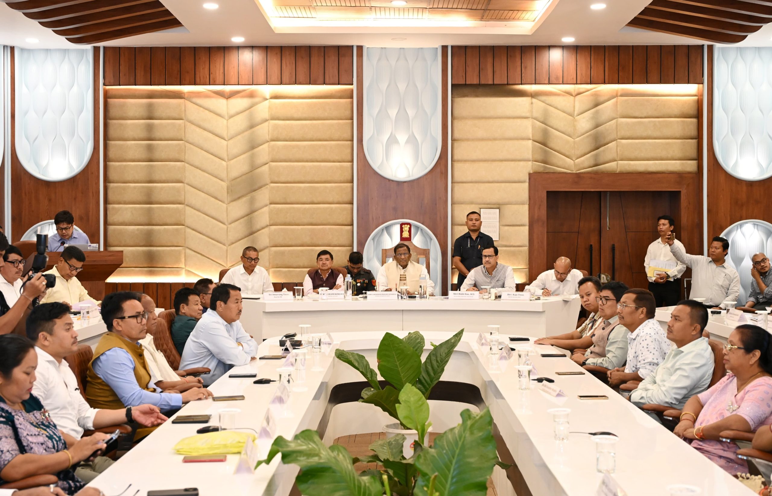 প্রকৃত উন্নয়নে আন্তঃগাঁথনিগত প্রগতিকে নহয়, বৰং ঐতিহ্যৰ সংৰক্ষণ আৰু প্ৰসাৰকো সূচায়ঃ ৰাজ্যপাল লক্ষ্মণ প্ৰসাদ আচাৰ্য