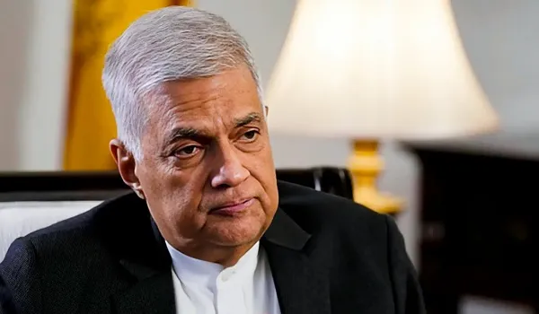 श्रीलंका के पूर्व राष्‍ट्रपति रानिल विक्रमसिंघे को आज कोलंबो की एक अदालत में पेश किया जाएगा