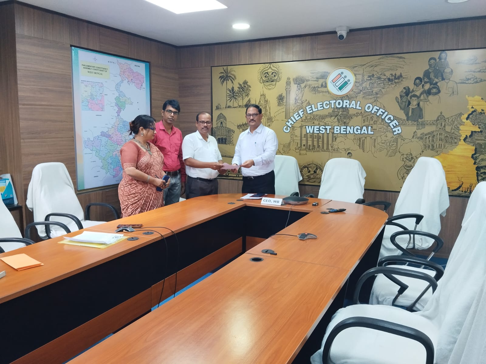 শিক্ষানুরাগী ঐক্য মঞ্চ শিশুদের শিক্ষার অধিকার অমান্য করে শিক্ষা বহির্ভূত কাজে নিয়োগের বিরোধিতা করেছে।