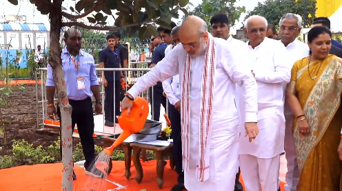 HM Amit Shah inaugurates the Oganaj Urban Health Center in Ahmedabad