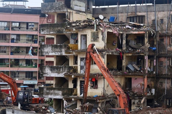 Maharashtra: 17 killed, 9 injured in building collapse; CM declares Rs 5 lakh to each deceased family