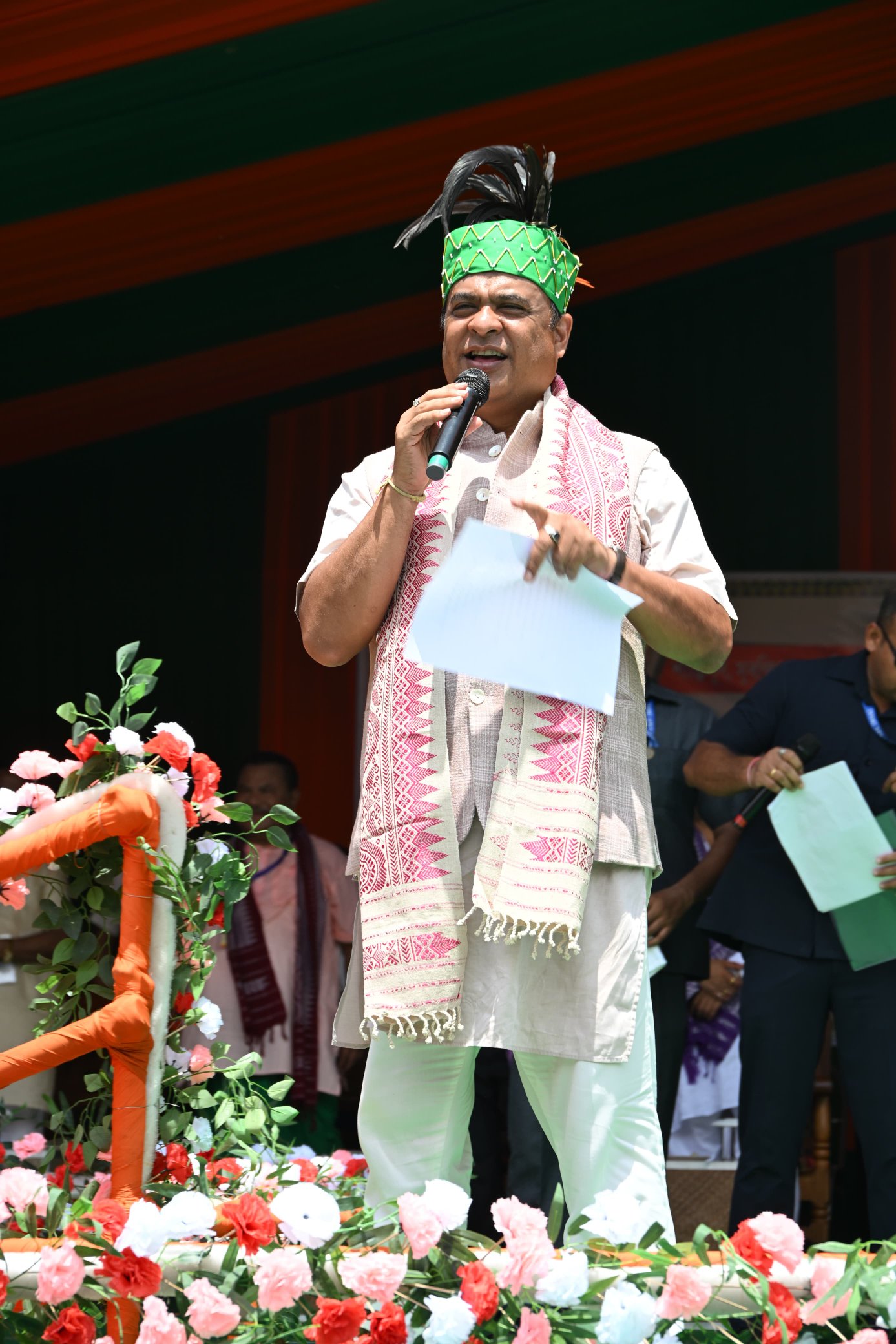 বি টি চিৰ পৰ্বতঝোৰাত জনসভাত মুখ্যমন্ত্রী ড° হিমন্ত বিশ্ব শৰ্মাৰ অংশগ্ৰহণ