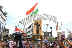 শিলচৰৰ উধাৰবন্দৰ কাঁছাকান্তি মন্দিৰ দৰ্শন কৰাৰ লগতে কাঁছাকান্তি বিদ্যামন্দিৰৰ মুকলি মঞ্চৰ আধাৰশিলা মুখ্যমন্ত্রী ড০ হিমন্ত বিশ্ব শৰ্মাৰ