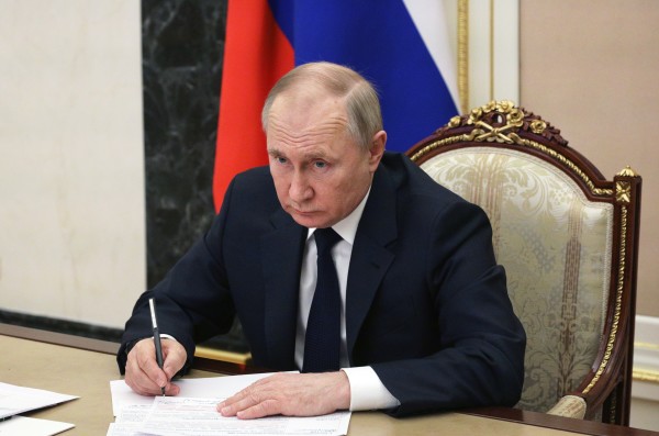 Russian President Putin orders govt to develop Russia’s high-speed rail roadmap
