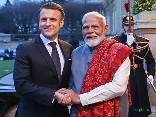 PM Modi discusses  peace efforts in Ukraine & West Asia with French President telephonically