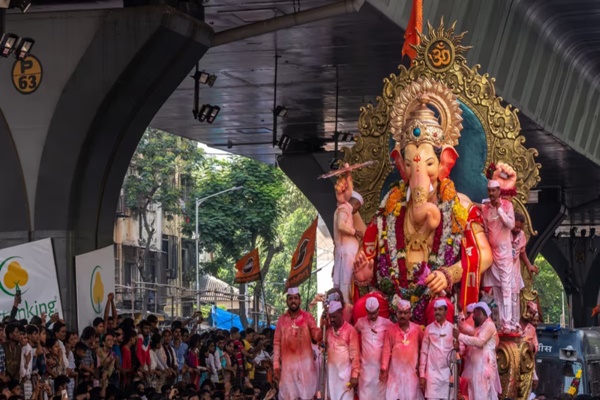 Maharashtra: Ganeshotsav declared as State Festival; Mandals to get grant up to 5 cr 