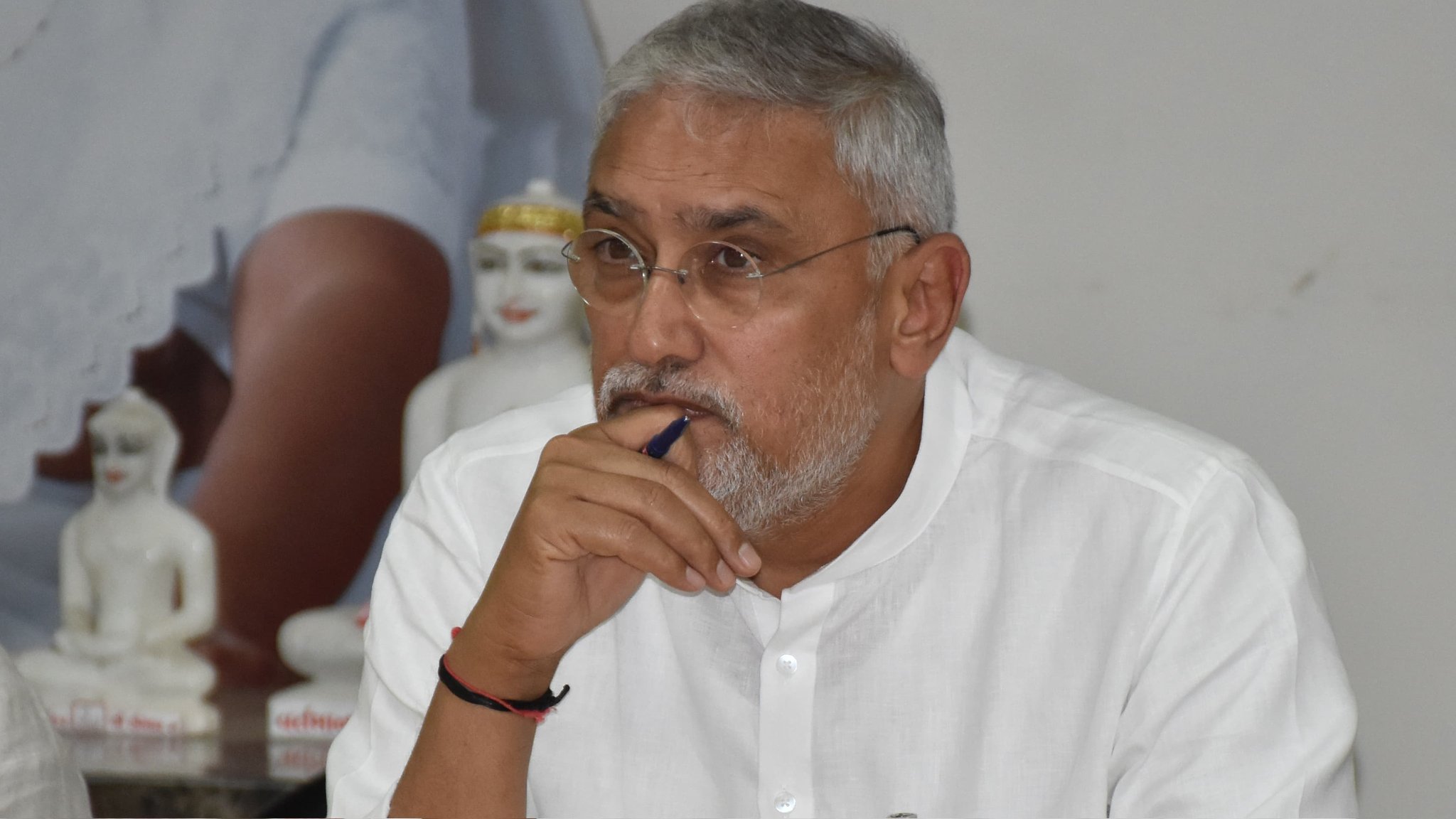 માય હેન્ડલૂમ, માય પ્રાઈડ’ના સૂત્ર સાથે ખાદી અને વણાટકામ ક્ષેત્ર તેજ ગતિથી વિકાસ સાધી રહ્યું હોવાનું જણાવતા સહકાર રાજ્યમંત્રી જગદીશ વિશ્વકર્મા