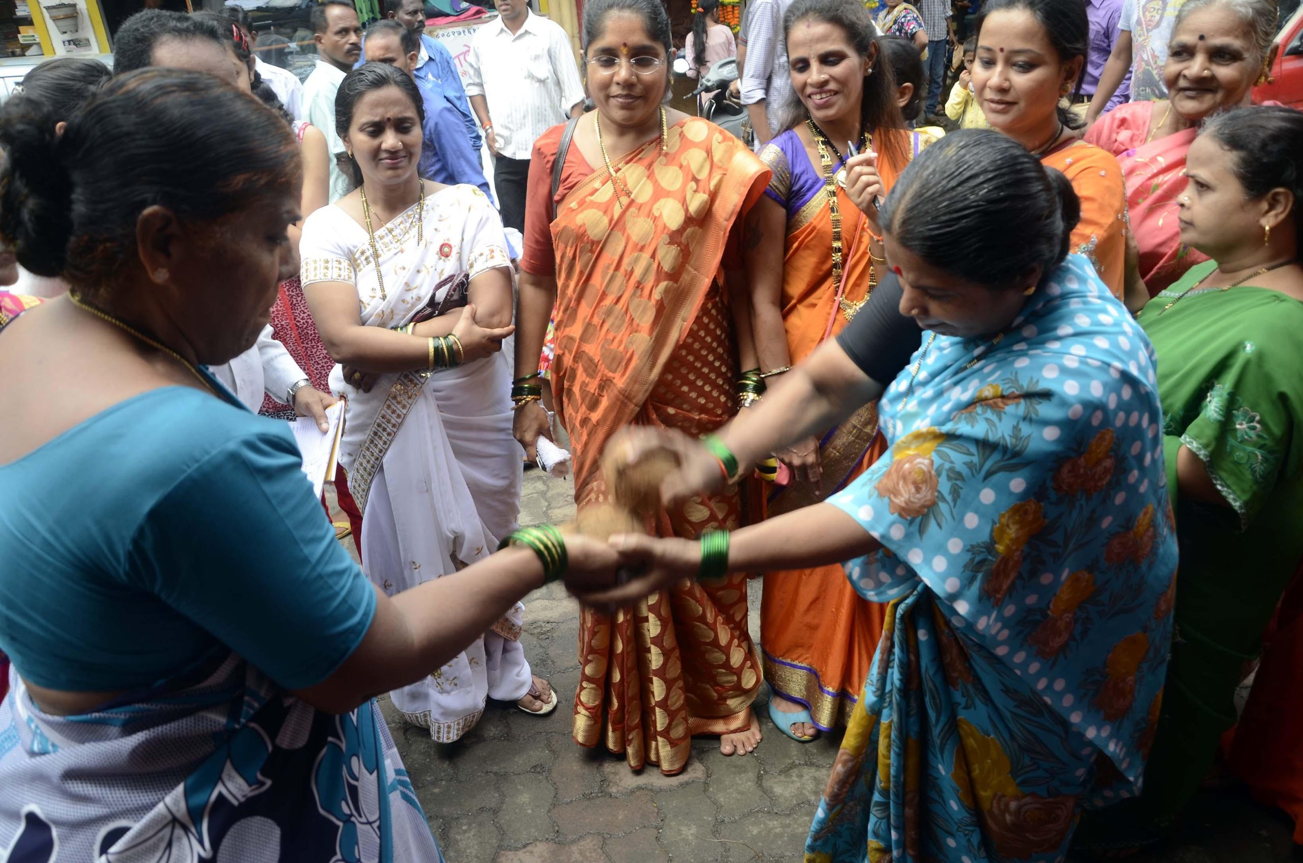 मुंबई, ठाणे और पालघर में कोली समुदाय ने हर्षोल्लास से मनाई नराली पूर्णिमा