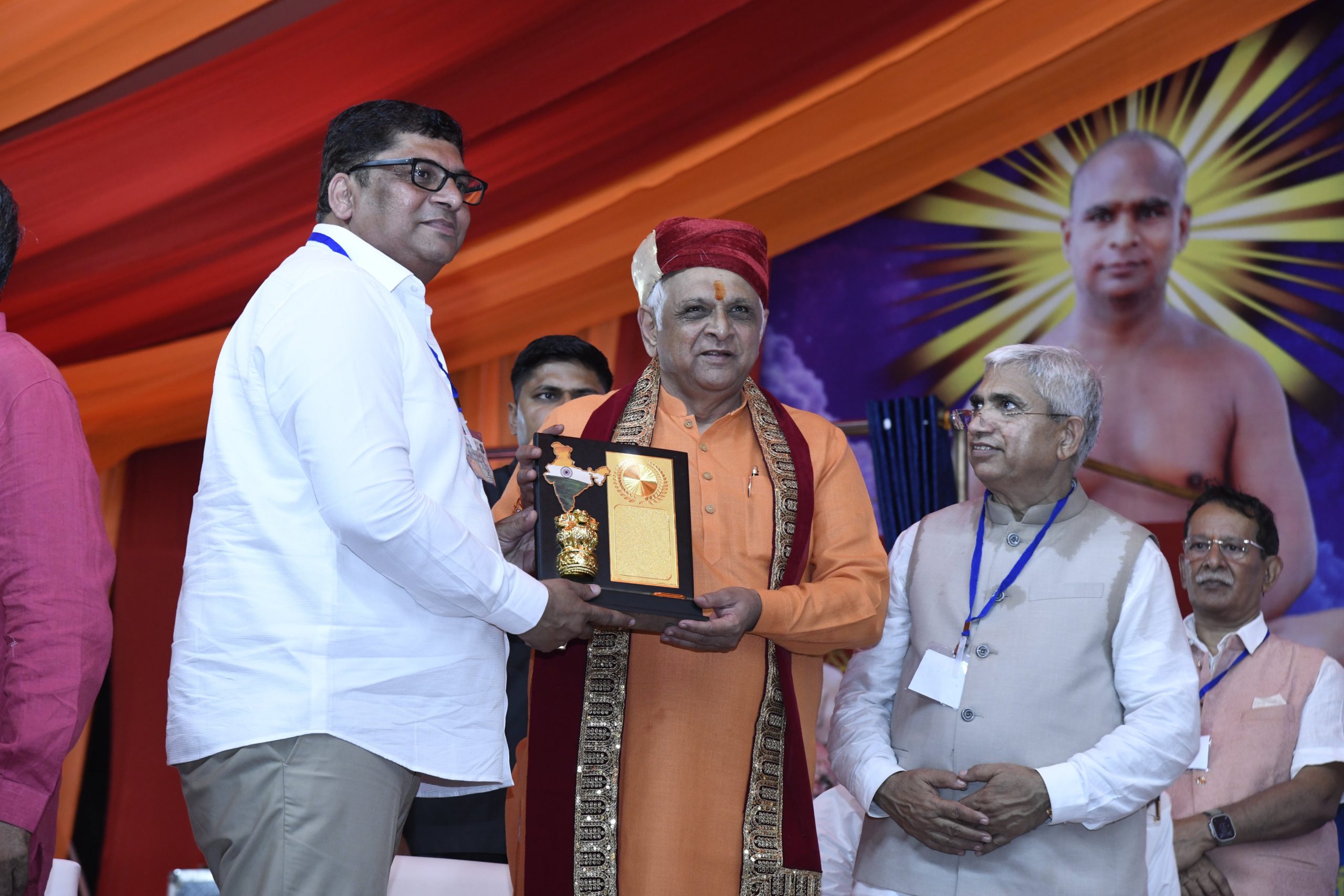 મુખ્યમંત્રી ભૂપેન્દ્ર પટેલ આજે અમદાવાદ આધ્યાત્મિક વર્ષાયોગ 2025માં સહભાગી થયા