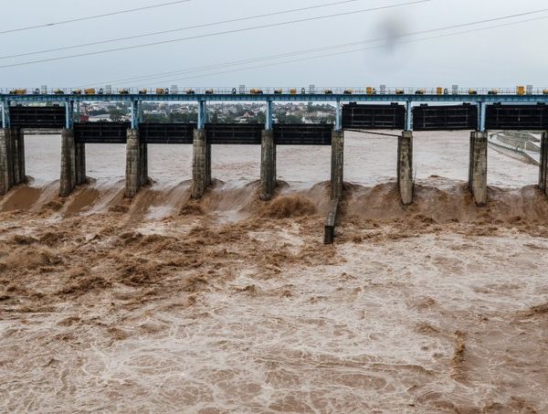In Jammu & Kashmir, 10 people killed as heavy rains wreak havoc causing widespread flood and landslides