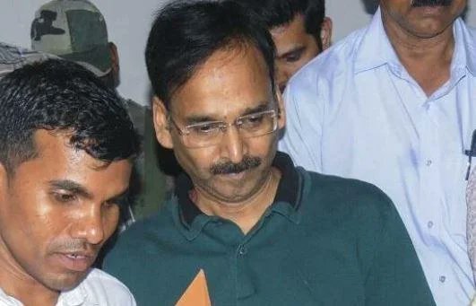 हजारीबाग भूमि घोटाला मामले में एसीबी ने सेवानिवृत्त आईएएस अधिकारी विनोद चंद्र झा को गिरफ्तार किया