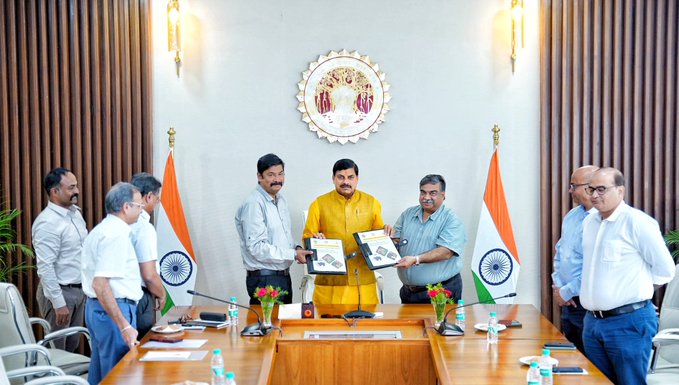 मध्यप्रदेश टाइगर फाउंडेशन और ग्रीन्स जूलॉजिकल रेस्क्यू एंड रिहैबिलिटेशन सेंटर के बीच एमओयू हस्ताक्षरित