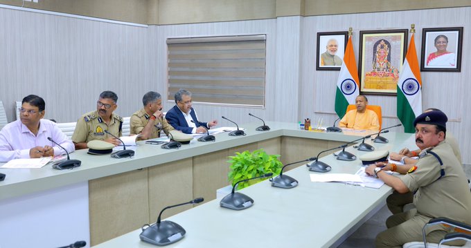 मुख्यमंत्री योगी आदित्यनाथ ने होमगार्ड के रिक्त पदों पर नए एनरोलमेंट की प्रक्रिया तत्काल प्रारम्भ करने के निर्देश दिए