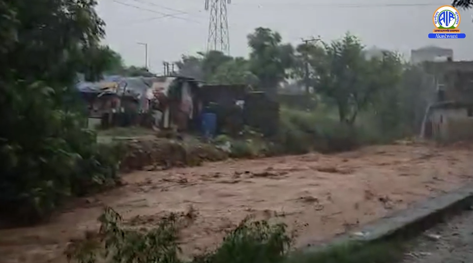 J&K: Normal life disrupted in Jammu due to heavy rains