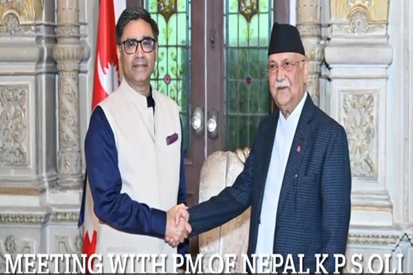 PM Modi invites his Nepalese counterpart to visit India on mutually convenient dates