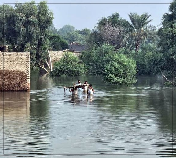 পাকিস্তানৰ পঞ্জাৱ প্ৰদেশত হোৱা বানত যোৱা ২৪ ঘণ্টাত কমেও ১৭ গৰাকী লোকৰ মৃত্যু