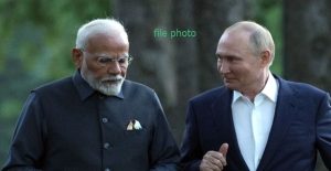 प्रधानमंत्री नरेन्‍द्र मोदी और रूस के राष्ट्रपति व्लादिमीर पुतिन के बीच आज फ़ोन पर बातचीत हुई