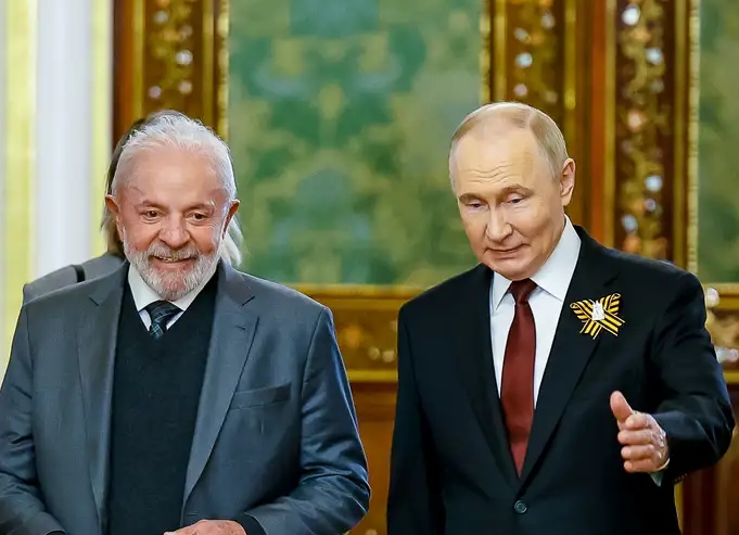 Brazil, Russia review current international political, economic situation
