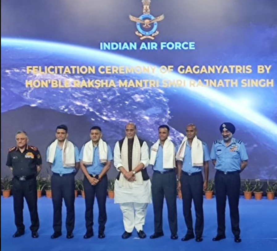 भारत पहले मानवयुक्त अंतरिक्ष मिशन गगनयान के लिए तैयार: रक्षामंत्री राजनाथ सिंह