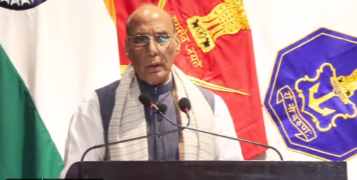 भारत शांति के प्रति वचनबद्ध है लेकिन वह किसी भी हमले का कड़ा जवाब देगा: रक्षा मंत्री राजनाथ सिंह