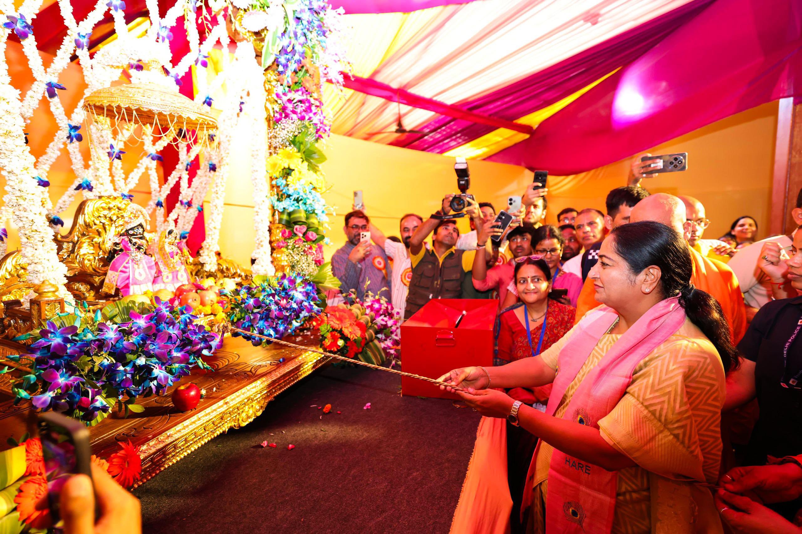 Shri Krishna Janmashtami Celebrates with Devotion Across NCR