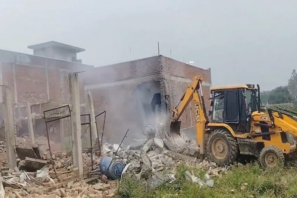 UP: Two Killed, Five Injured in Blast at Illegal Firecracker Unit in Lucknow