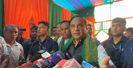 ৰাজ্যিক কৰ্কট প্ৰতিষ্ঠানক ৰোগী ভৰ্তিৰ সময়ত ১০ হাজাৰ টকা আগধন জমা দিয়াৰ ব্যৱস্থা প্ৰত্যাহাৰ কৰিবলৈ মুখ্যমন্ত্ৰী ড০ হিমন্ত বিশ্ব শৰ্মাৰ পৰামৰ্শ