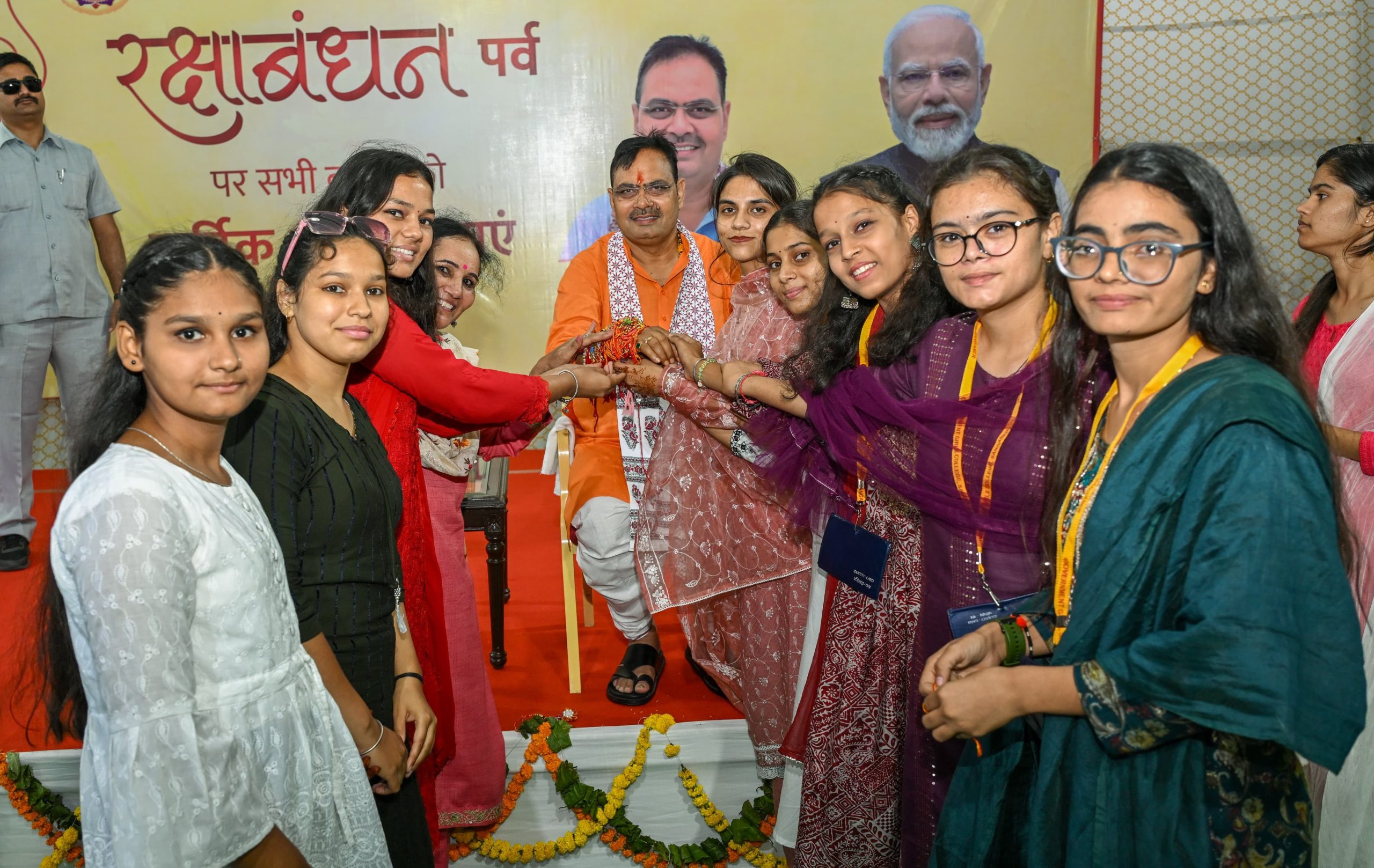दिल्ली में धूमधाम से मनाया गया रक्षाबंधन का त्यौहार