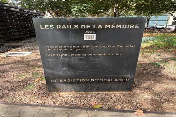 Holocaust Memorial in Lyon Defaced With ‘Free Gaza’ Inscription