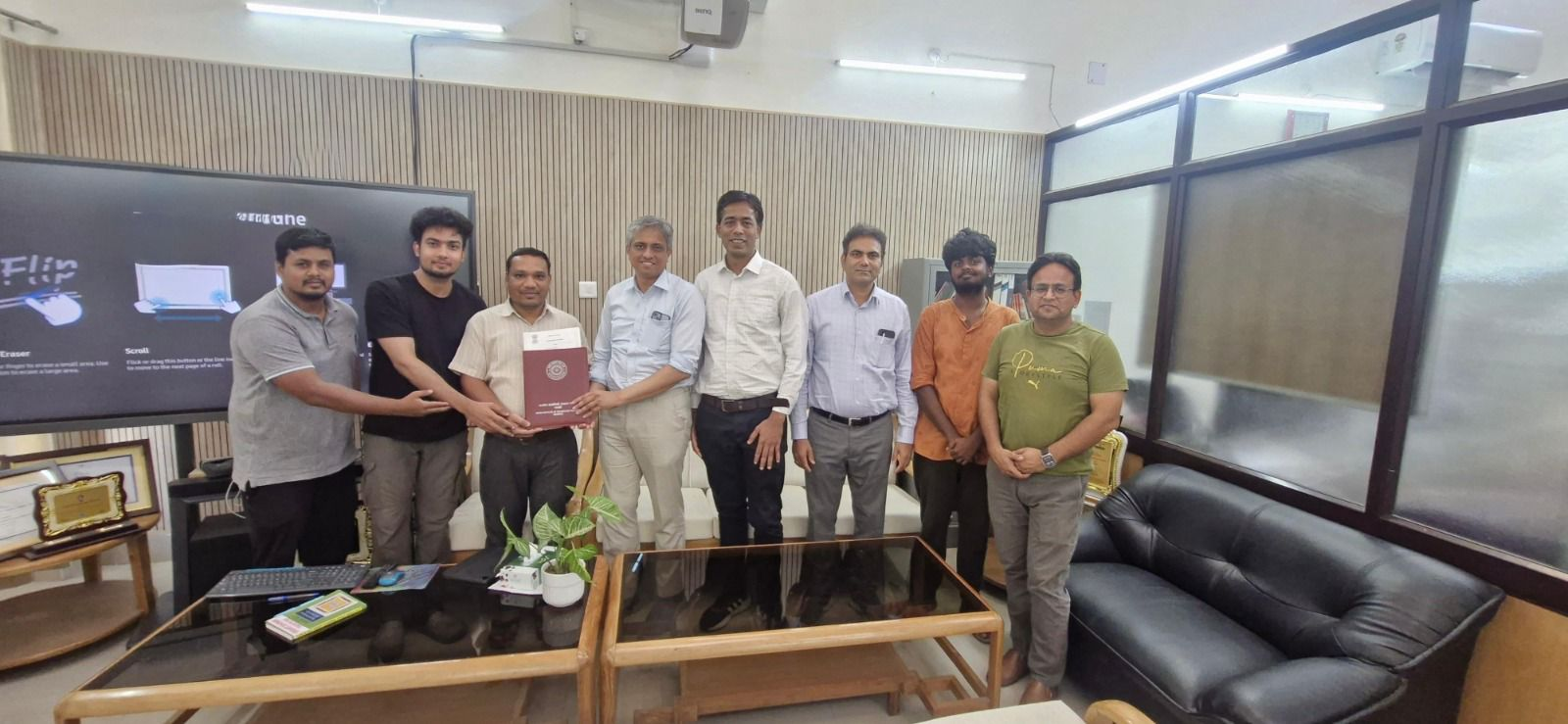 आईआईटी रुड़की ने वायरलेस संचार और रडार सिस्टम पर हुए शोध को लेकर  समझौता ज्ञापन पर हस्ताक्षर किए
